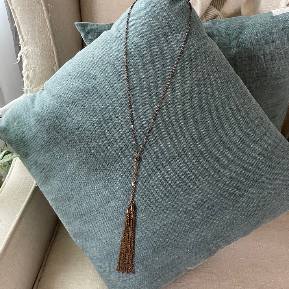 Tassel necklace